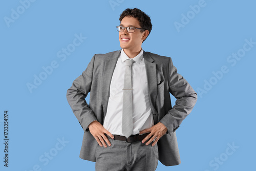 Dreaming young businessman ...