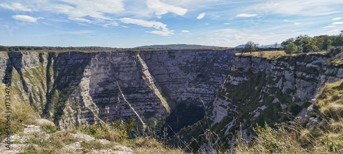 Paisaje del Salto del Nervión, Burgos, España	