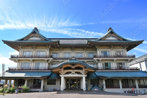 歌舞伎座のように重厚な滋賀県びわ湖大津館