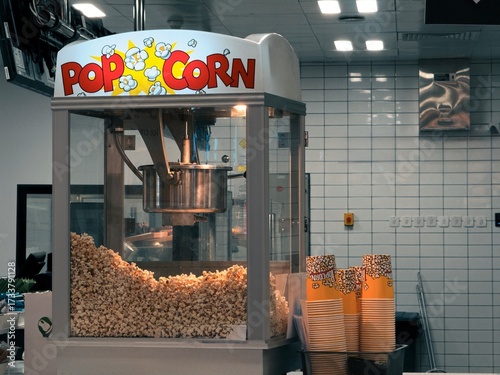 POP CORN MACHINE