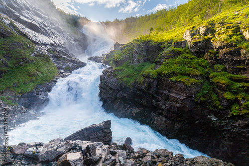 The Kjosfossen waterfall, located in Aurland municipality, is legendary in Norway with a a total fall of 93 meters and it is only accessible by train. A trip on the Flåmsbana Railway takes you right p