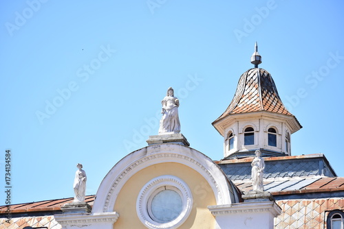 church of the holy cross