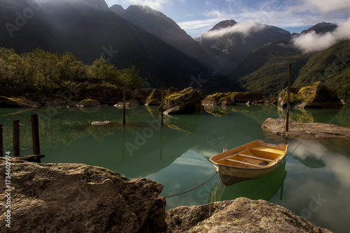 Bondhusvatnet, Noruega