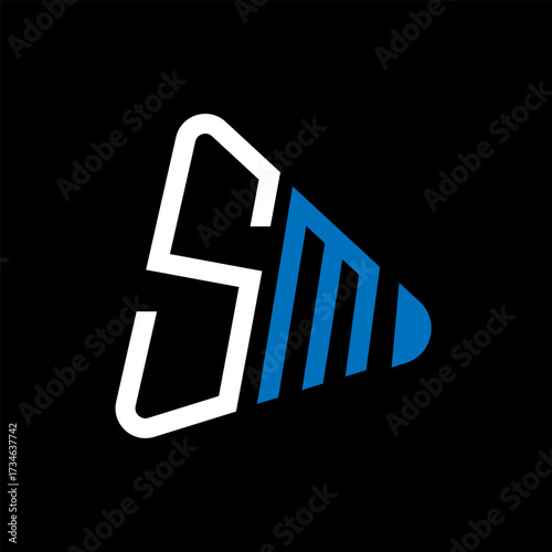 sm letter logo design. sm creative initials letter logo concept. sm letter design.
