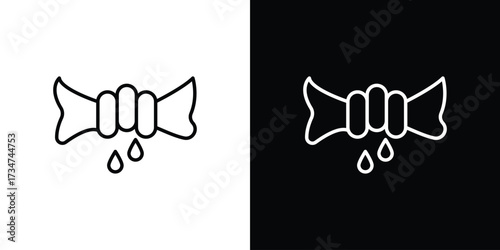 Squeeze icon in black and white linear versions