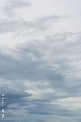 秋の空　曇り空が広がる01