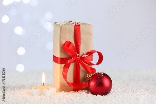 Composition with gift box, ...