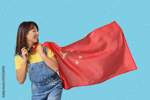 Young Asian woman with wavi...