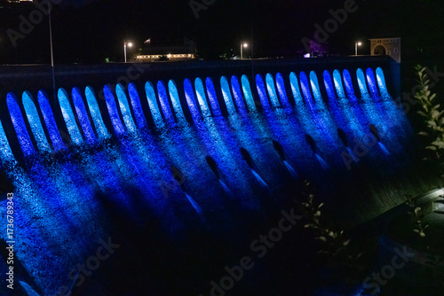 Illumination der Staumauer am Edersee