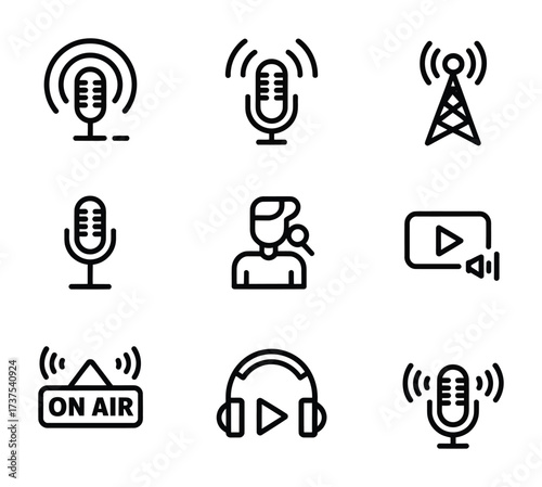 Podcast and broadcasting media icons with microphone and streaming symbols