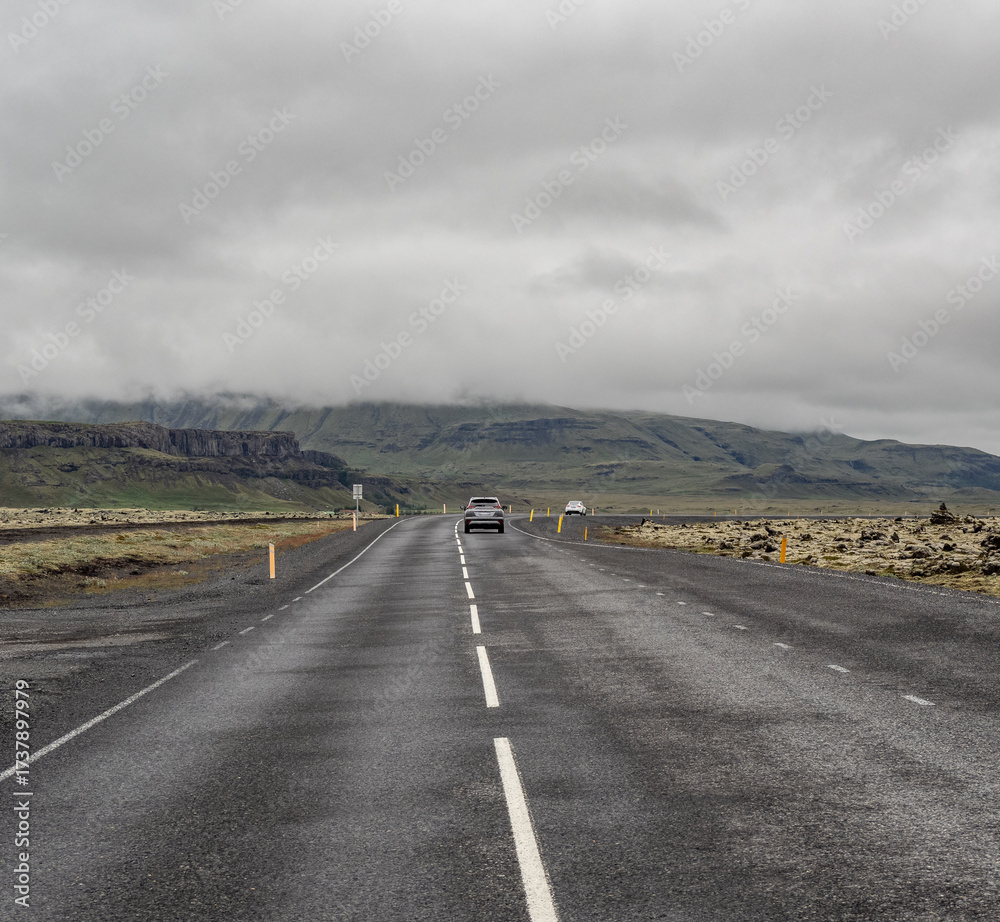 Fototapeta premium Highway in landscapes of Iceland