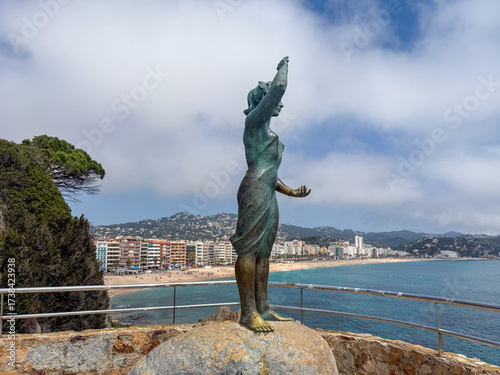 Sculpture of 