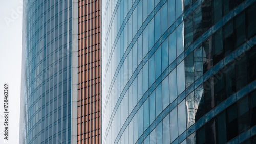 Wallpaper Mural mirrored windows of the facade of an office building	 Torontodigital.ca