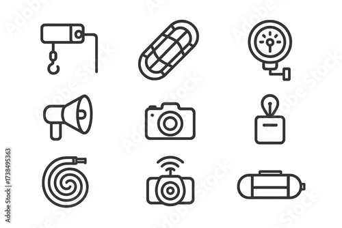 Helicopter Equipment Icons. Outline icon set of helicopter equipment: winch, stretcher, searchlight, loudspeaker, camera, GPS tracker, fire hose, external fuel