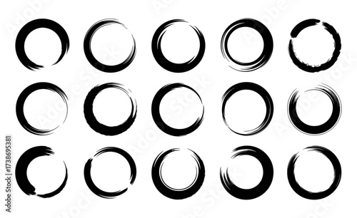 Elegant Black Brush Circle Shapes with Expressive Abstract Texture