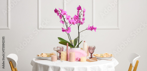 Beautiful table setting wit...
