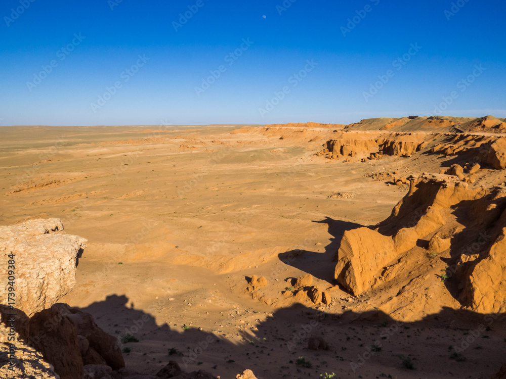 Fototapeta premium Flaming Cliffs, Gobi Desert, Mongolia