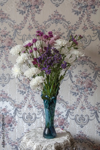 Bouquet of autumn flowers in vase