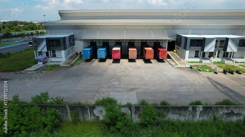 Warehouse Container truck, general distribution center