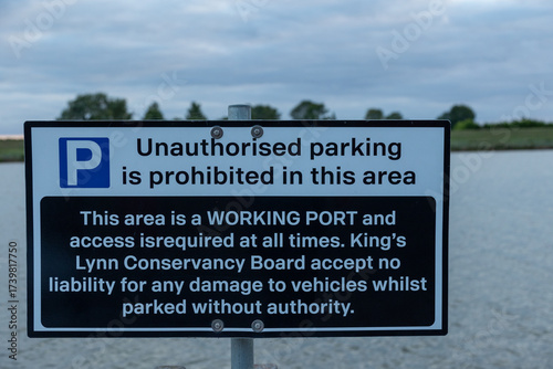 No parking sign, unauthorised parking sign
