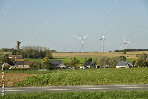 Wall Mural Éoliennes dominant un paysage rural en automne à Ghislenghien (Ath)