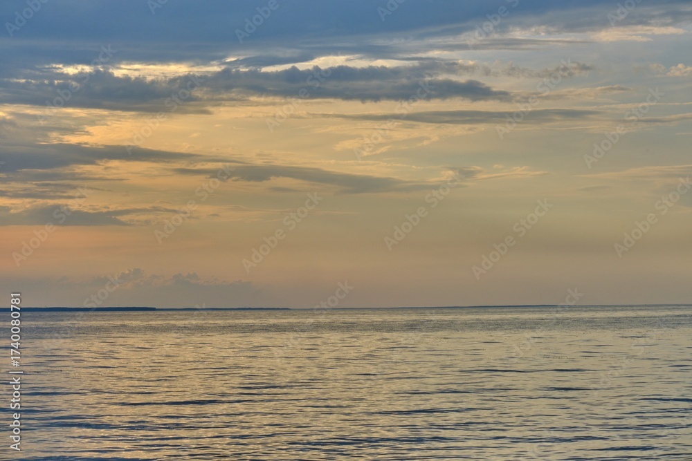 Obraz premium Kyiv sea water reservoir in Ukraine