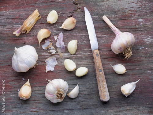  Garlic cloves and bulbs in flatlay photo.