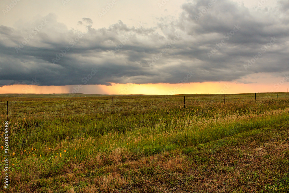 Fényképezés Late Afternoon July Thunderstorm on the Prairie in Northwestern Nebraska