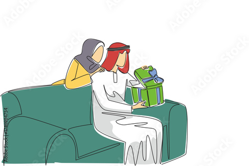 Single one line drawing an arab man sitting on the sofa while opening a gift box. Exchanging gifts fosters feelings of affection. Role model. Surprise. Continuous line design graphic illustration