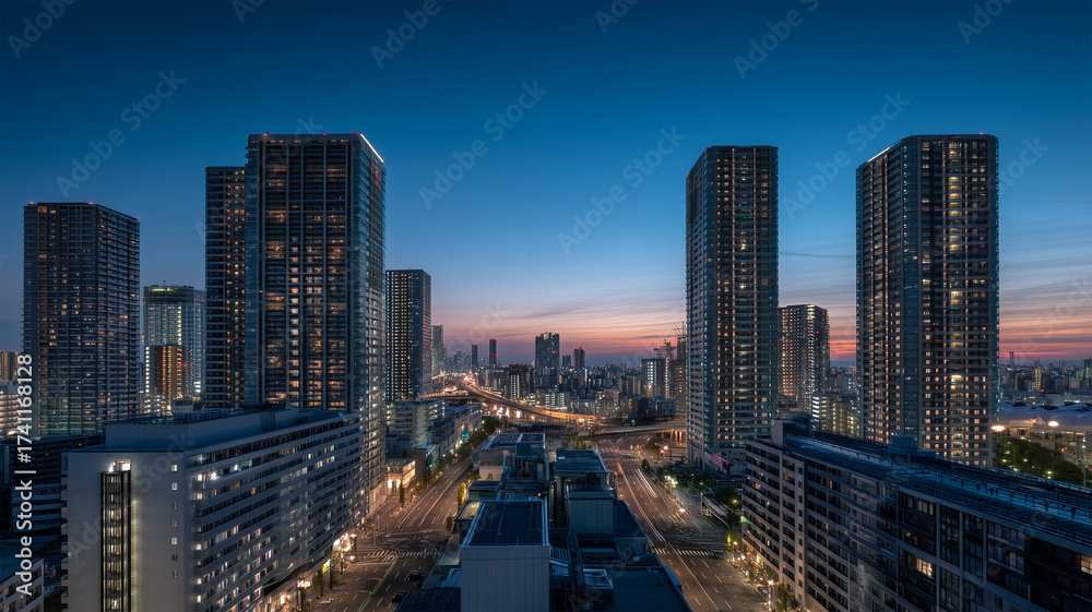 Fototapeta premium 夜明け前の湾岸高層群景