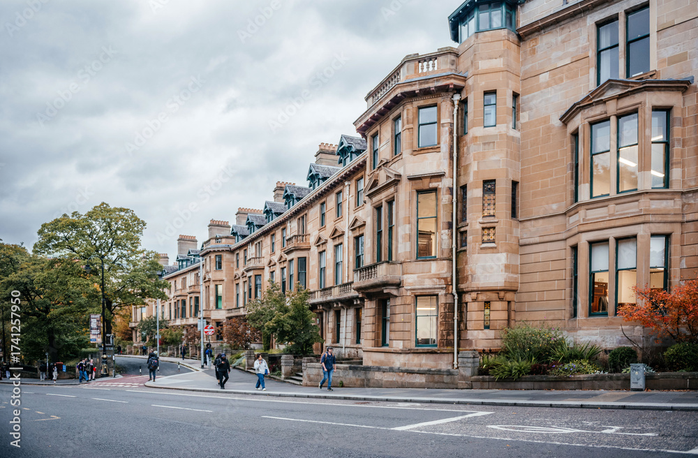 Naklejka premium University Avenue in Glasgow with Historic Buildings
