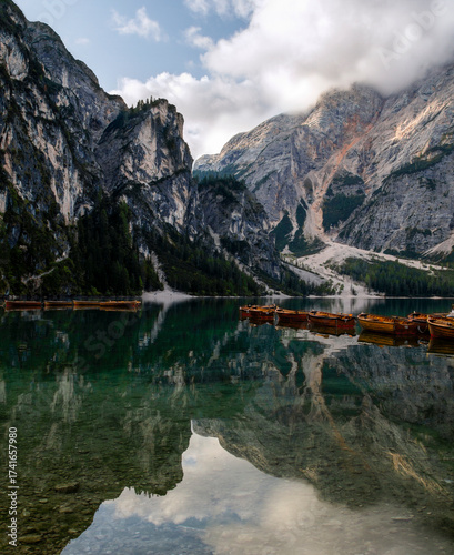  Lake Braies Neboli Pragser Wildsee are a lake in the Italian region of Jin Tirolsko, one of the most beautiful lakes in the Dolomites.Italy. Tourism concept.