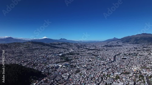 panecillo quito ecuador 