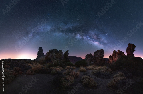 Принти на полотні Milkyway arch and Los Roques in the Teide Nationalpark on Tenerife island, Spain