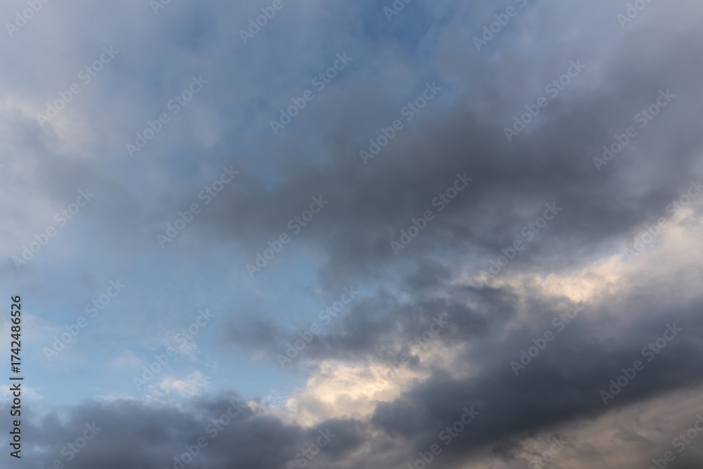 Obraz premium Beautiful sky with cloud landscape 