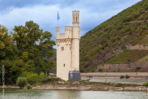 The Mouse Tower in Bingen am Rhein, Rhineland-Palatinate, and Ehrenfels Castle in Rüdesheim, Hesse, World Heritage Site Upper Middle Rhine Valley, Germany, Europe