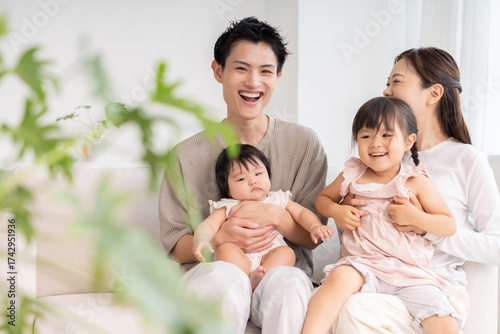 親娘　4人家族