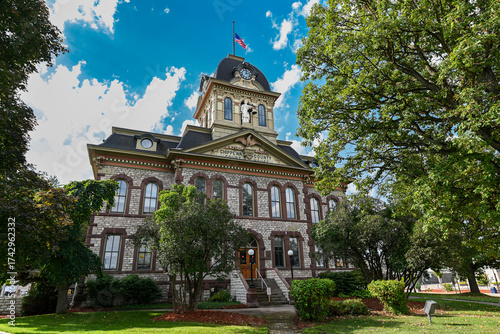 Fotografia Historic Chippewa County Courthouse in Sault Ste