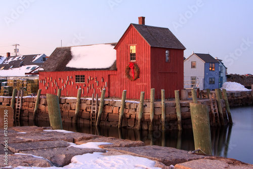 Photos The iconic Motif Number 1, a historic fishing shack, on a winter evening in Rock