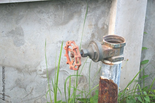 scratch fire hydran