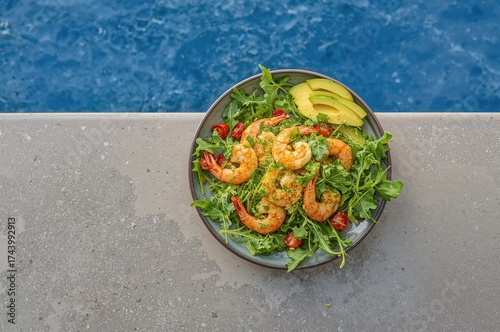 Arugula and avocado shrimp ...