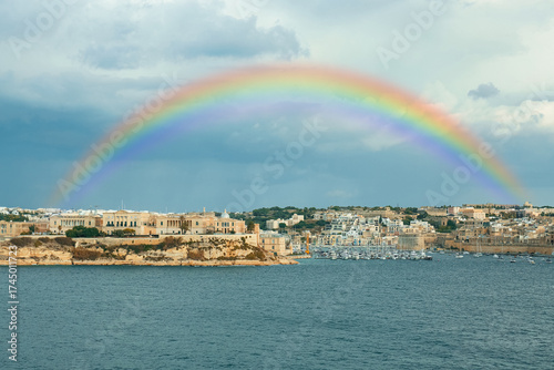 Beautiful view of sea and c...