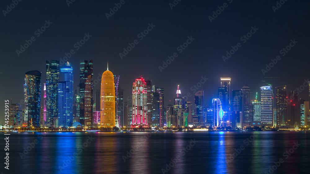 Obraz premium Doha downtown skyline day to night timelapse, Qatar, Middle East