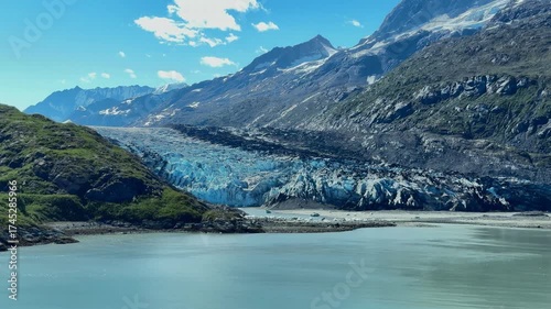 ランプルー氷河、グレイシャーベイ国立公園、世界遺産、2025年8月下旬撮影