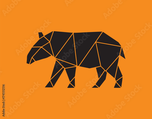  Minimal polygonal tapir silhouette