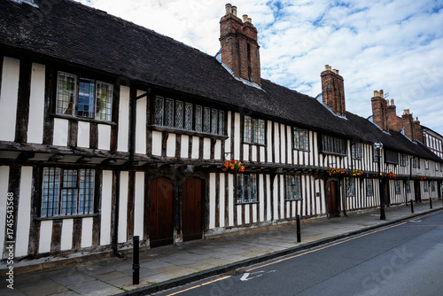 Obraz na plátně medieval building in Stratford on Avon