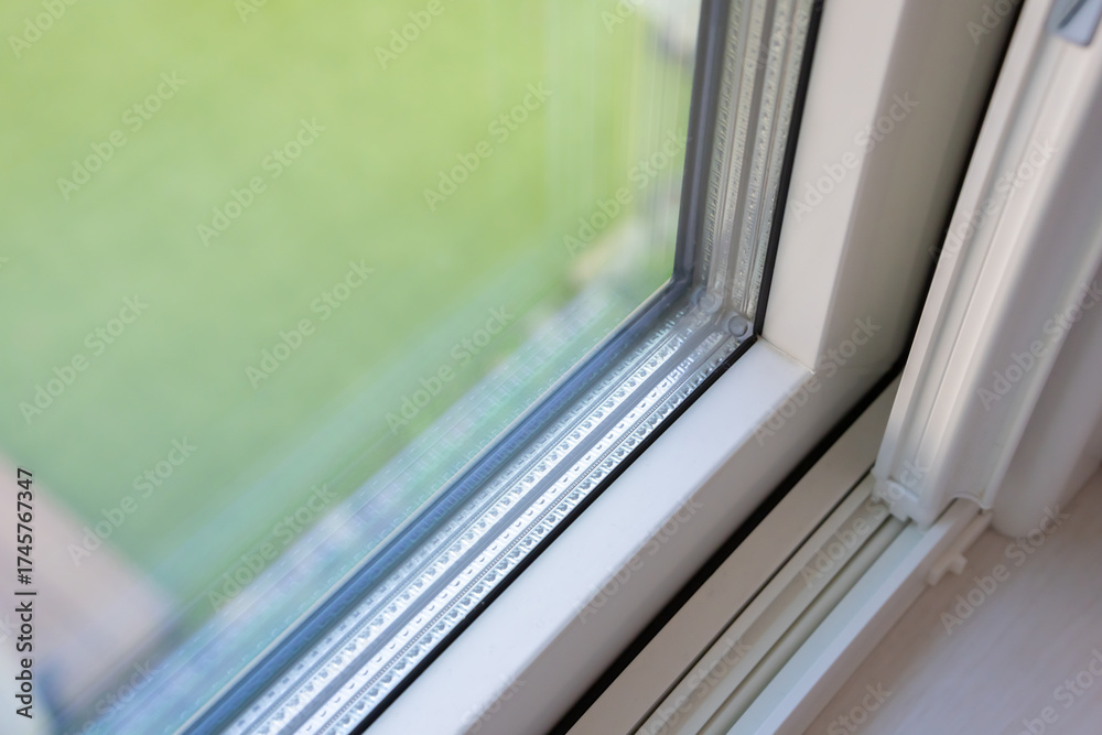 Obraz premium トリプルガラス サッシ 窓