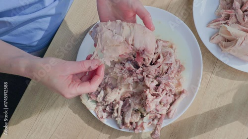 Discover the art of preparing chicken by shredding it for use in a variety of delicious recipes. Ideal for meal prep