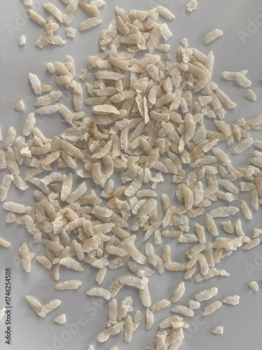 фотографія Raw flattened rice close up