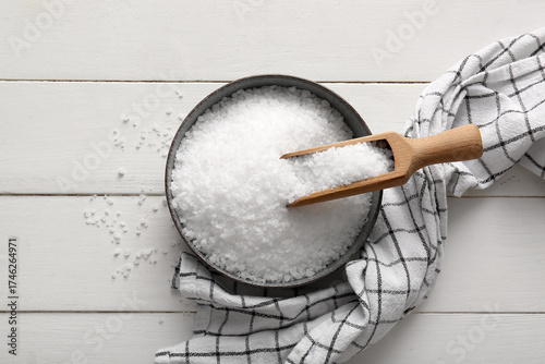 Bowl with sea salt and napk...